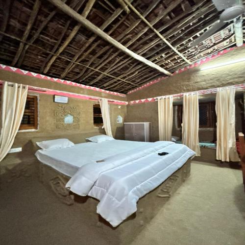 Savaliya Homestay, Gyanpura